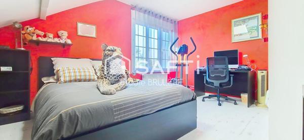 Maison individuelle de 9 pièces - VIE DE PLAIN-PIED et SANS TRAVAUX