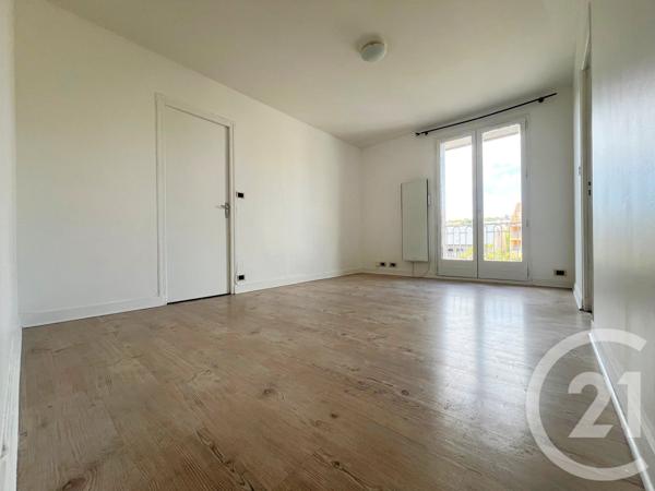 Appartement F2 à vendre  2 pièces - 41,98 m2 ETAMPES - 91