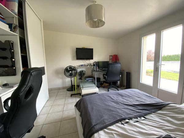 Dpt Vienne (86), à vendre CHATELLERAULT maison P8 de 196,16 m² - Terrain de 3 120,00 m²