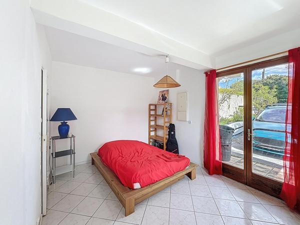 A vendre / Maison de 160 m² environnement idyllique
