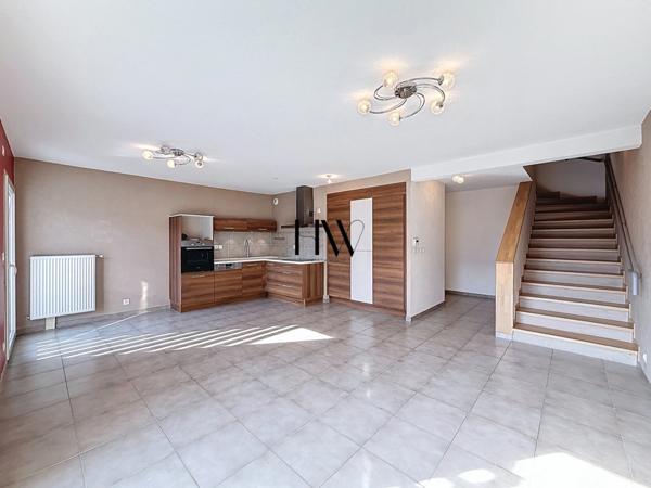 Duplex 4 pièces – 90 m² – Archamps Technopole – Terrasse et garage