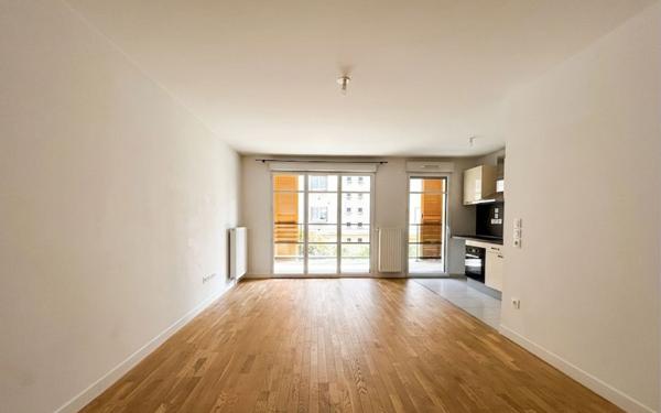 Appartement à vendre    2 pièces • 49 m2 Maisons-Alfort