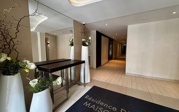 Appartement à vendre    2 pièces • 49 m2 Maisons-Alfort