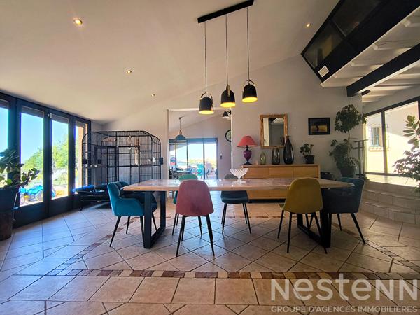 Maison à vendre à Peyrens avec 268 m² habitables, piscine et terrain de 3 600 m² pour un projet immobilier familial