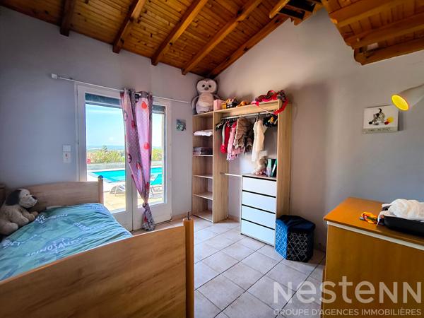 Maison à vendre à Peyrens avec 268 m² habitables, piscine et terrain de 3 600 m² pour un projet immobilier familial