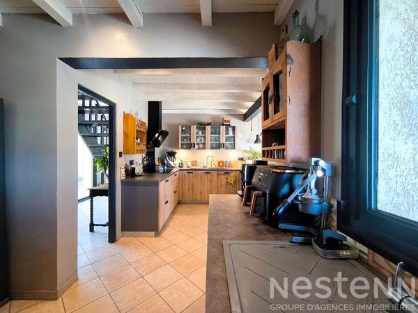 Maison à vendre à Peyrens avec 268 m² habitables, piscine et terrain de 3 600 m² pour un projet immobilier familial