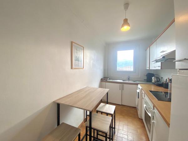 Appartement 3 pièces - Proche RER