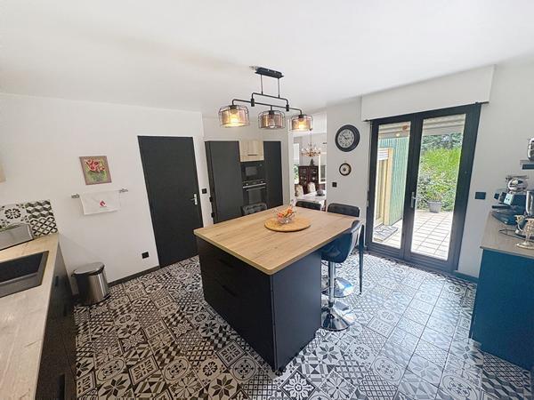 Maison familiale à Brain-sur-Allonnes, proche Saumur