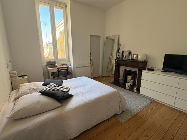 Bordeaux Centre - Appartement de charme de 90 m² dans un immeuble en pierre