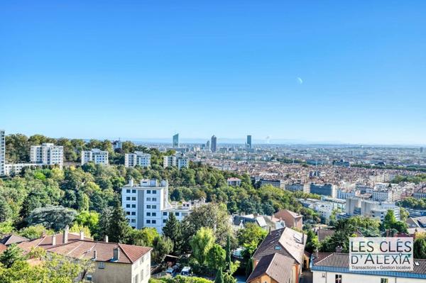 T3/T4 d'exception – Vue panoramique sur Lyon – Garage