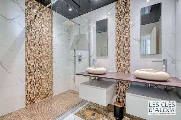 T3/T4 d'exception – Vue panoramique sur Lyon – Garage