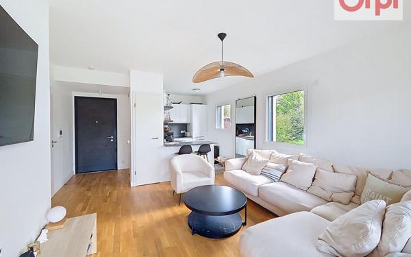 Appartement à vendre    2 pièces • 42,32 m2 Vétraz-Monthoux