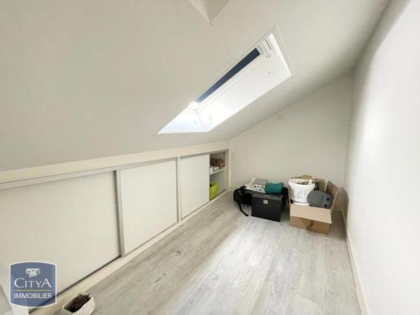 Appartement à louer 4 pièces 69.81m²