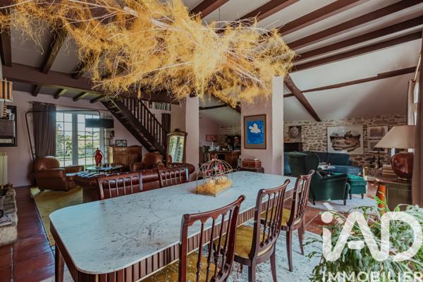 Maison à vendre 6 pièces 229 m² Urt