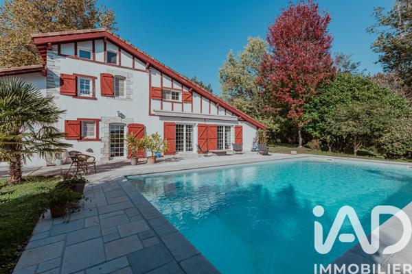 Maison à vendre 6 pièces 229 m² Urt