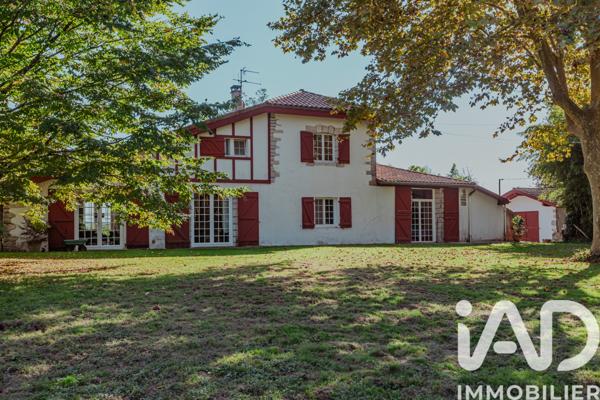 Maison à vendre 6 pièces 229 m² Urt