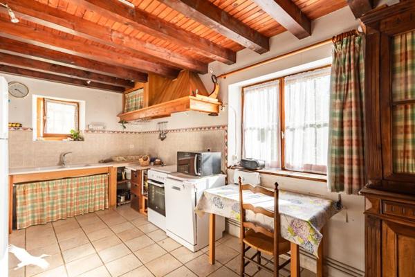 Maison 312 000 € Saurat 10 p 219 m² DPE E