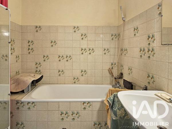 Immeuble à vendre 86 m² Cognac