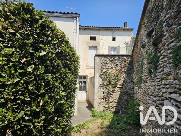 Immeuble à vendre 86 m² Cognac
