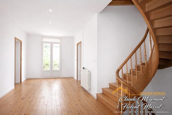 SUPERBE PROPRIETE AVEC MAISON DE MAÎTRE RENOVEE A PROXIMITE DE LAVAUR