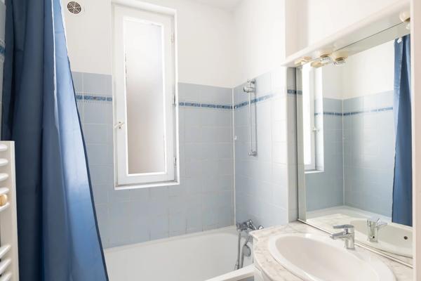 Appartement Paris 18 e - ABBESSES / RUE AUDRAN