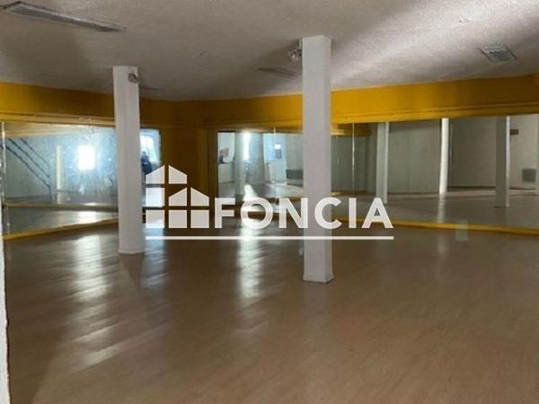 Local commercial 3 pièces à louer