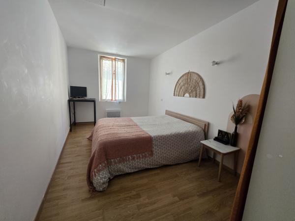 CANTE-Maison de village 3 pièces 44 m² Canté (09700)