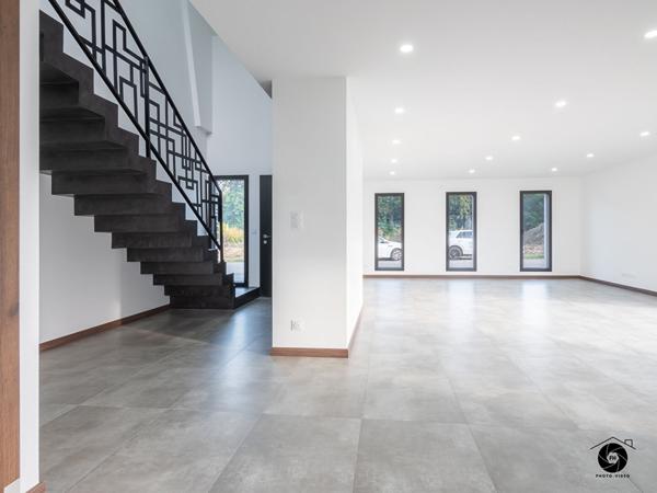 Maison contemporaine à Saint Barthelemy D Anjou, parc de Pignerolles de 6 pièces