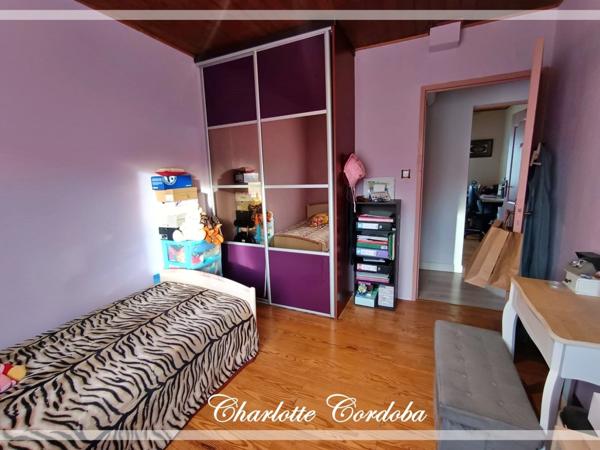 Maison familiale 5 pièces avec de beaux volumes à vendre à Colayrac-Saint-Cirq