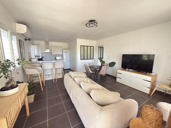 Vente / Appartement T2 à Carqueiranne (83320)