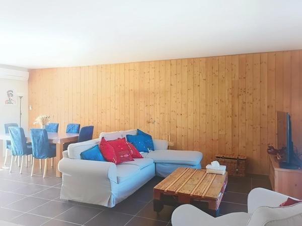 Maison avec piscine et grand sous-sol