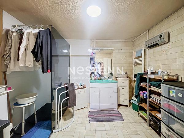 Maison mitoyenne - centre ville - 4 chambres - rafraichissement à prévoir - 98000€
