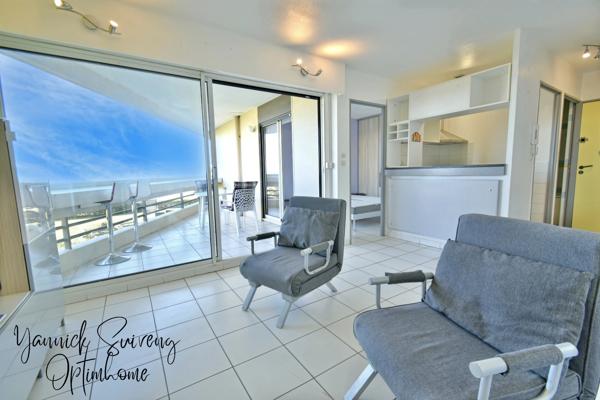 APPARTEMENT PREMIÈRE LIGNE AVEC TERRASSE - CANET PLAGE (66140)
