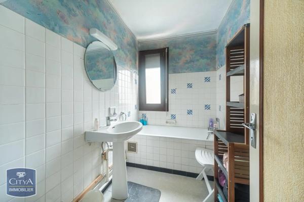 Appartement à vendre 3 pièces 64m² Bourg-en-Bresse (01000)