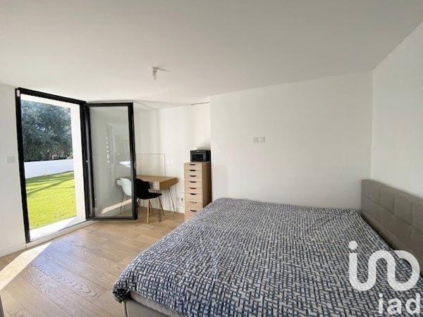 Maison d’architecte 5 pièces de 156 m² à Saint-Raphaël (83700)