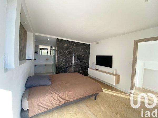 Maison d’architecte 5 pièces de 156 m² à Saint-Raphaël (83700)