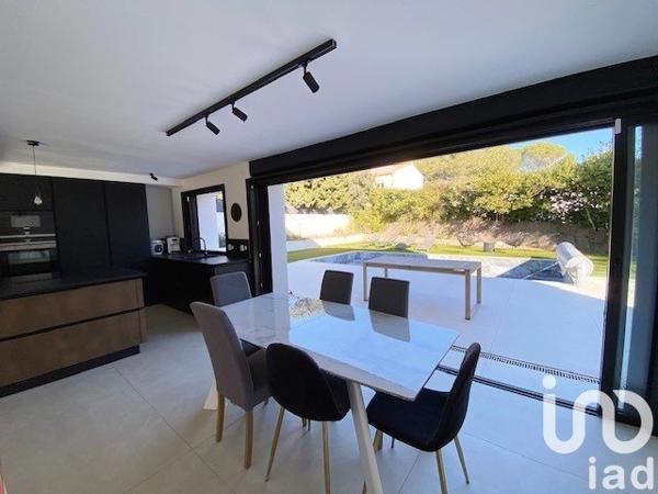 Maison d’architecte 5 pièces de 156 m² à Saint-Raphaël (83700)