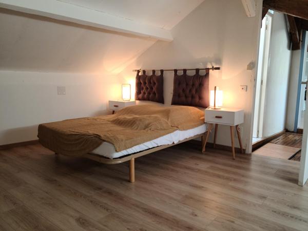 Maison de charme, grange et jardin intimiste.