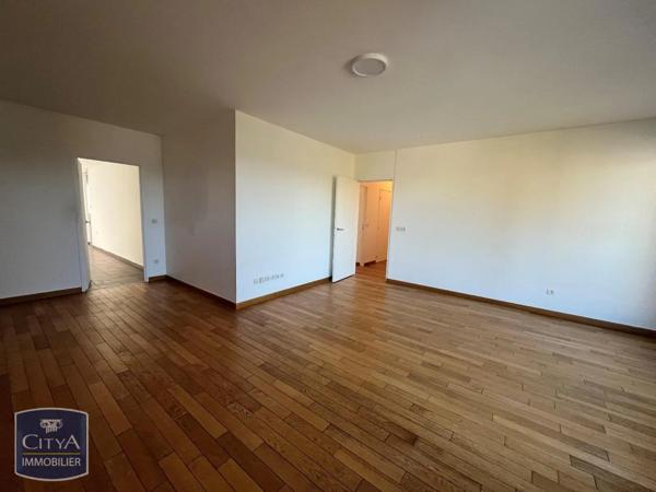Appartement à louer 4 pièces 111.75m²