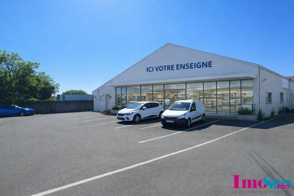 LOCAL COMMERCIAL à LOUER