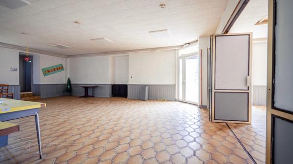 Immeuble 600 m² à vendre DENGUIN (64)