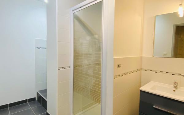 Appartement à louer    1 pièce • 24,54 m2 Grenoble