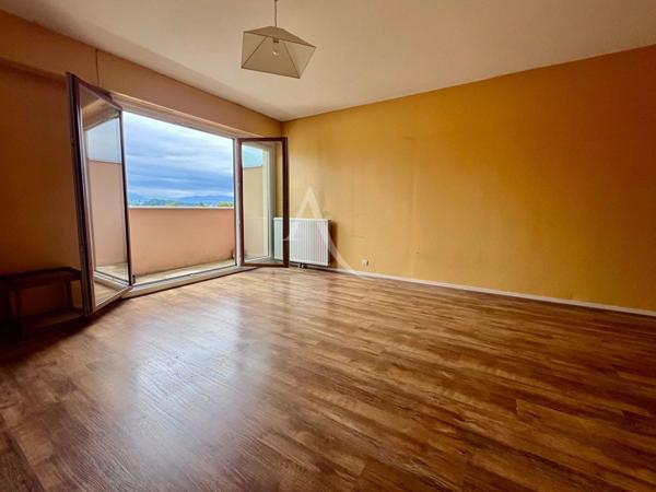 Centre ville Pau , appartement 3 chambres parking en sous sol et cave