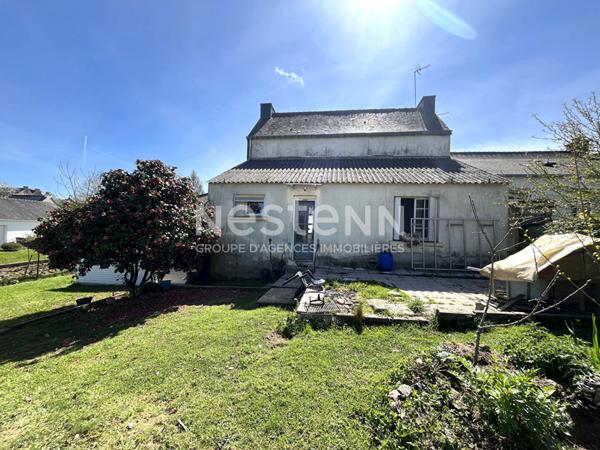 Maison et appartement à vendre, Monterblanc, 145 m² avec 692 m² de terrain.
