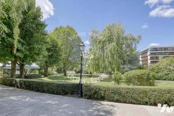 Appartement 3 pièces avec studio attenant possible, résidence du Trocadéro