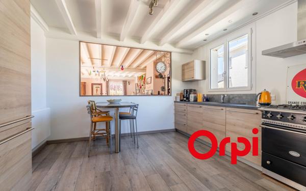 Maison à vendre    5 pièces • 148 m2 Irigny