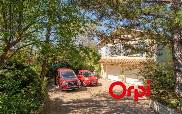 Maison à vendre    5 pièces • 148 m2 Irigny