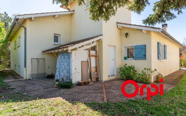 Maison à vendre    5 pièces • 148 m2 Irigny