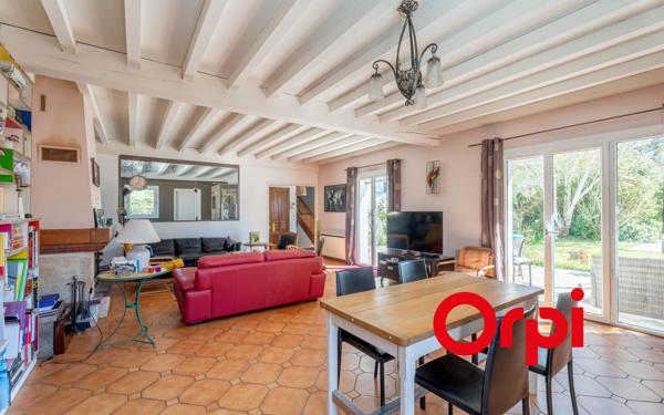 Maison à vendre    5 pièces • 148 m2 Irigny