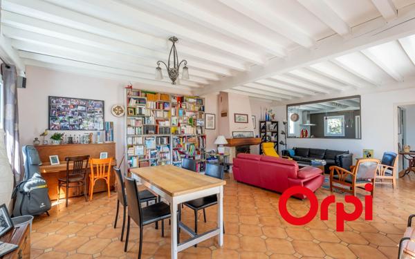 Maison à vendre    5 pièces • 148 m2 Irigny